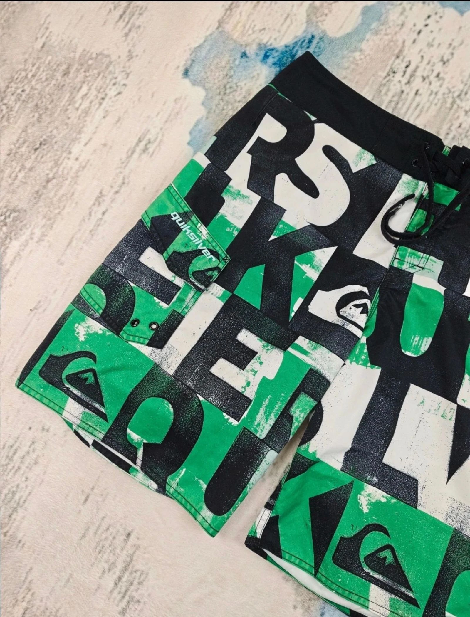 Quiksilver Boardshorts Verde Preto Branco Estampa Textual Y2K Surf Streetwear Tamanho M – photo 8